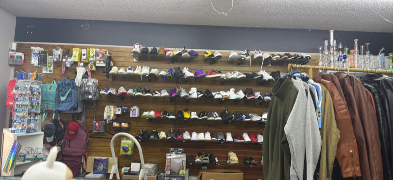 Smoke and Convenience shop